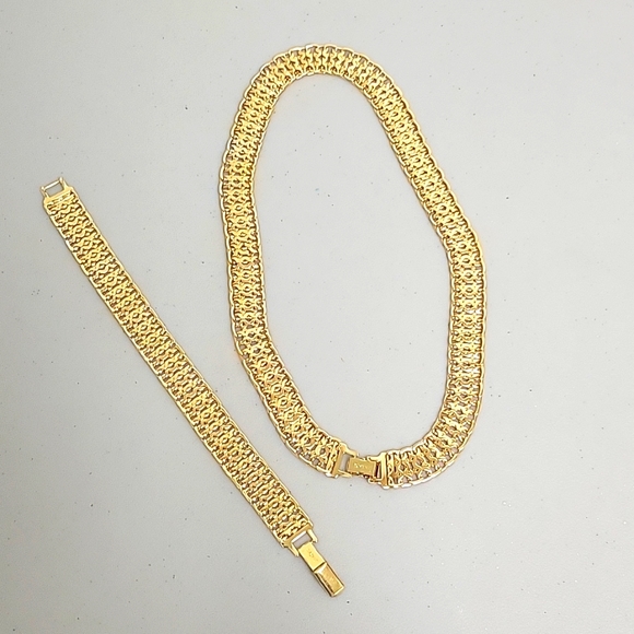 Monet Choker and Bracelet Set - Picture 2 of 6